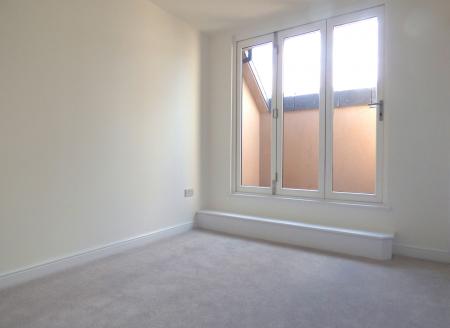 2 bedroom Flat to let in South Wing, The Residence, Kershaw Drive, Lancaster, LA1