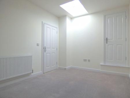 2 bedroom Flat to let in South Wing, The Residence, Kershaw Drive, Lancaster, LA1