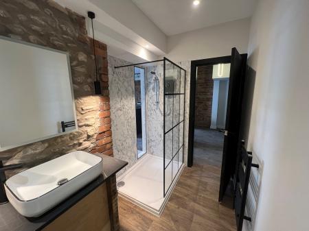 2 bedroom Apartment to let in Back Crescent Street, Morecambe, LA4