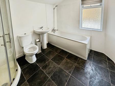 2 bedroom Terraced House to let in Bowerham Road, Lancaster, LA1