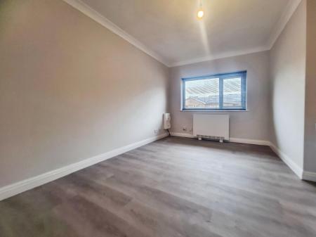 1 bedroom Flat to let in Alexandra Court, City Centre, Lancaster, LA1