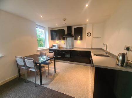 2 bedroom Apartment to let in Aalborg Place, Lancaster, LA1
