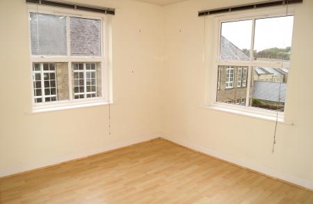 1 bedroom Flat to let in Highmount Court, Lancaster, LA1 1LA