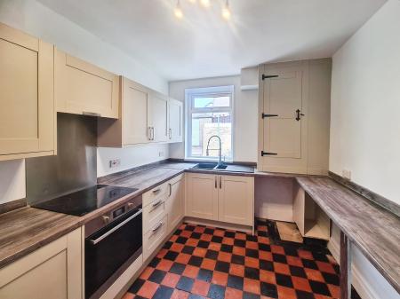 3 bedroom Terraced House to let in Newsham Road, Lancaster, LA1