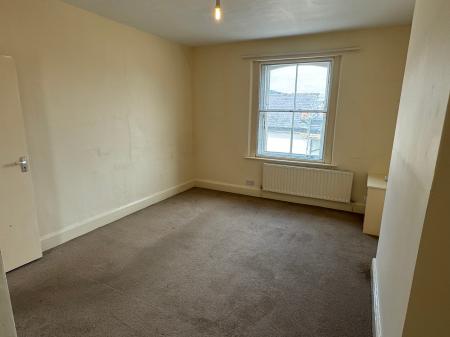 1 bedroom Flat to let in Market Street, Carnforth, LA5