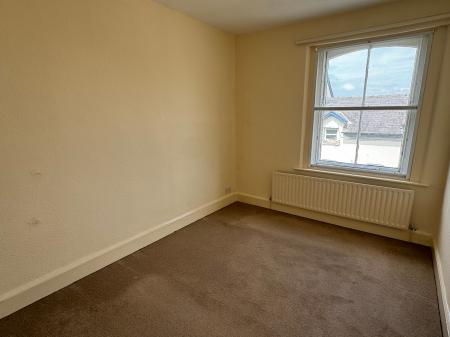 1 bedroom Flat to let in Market Street, Carnforth, LA5