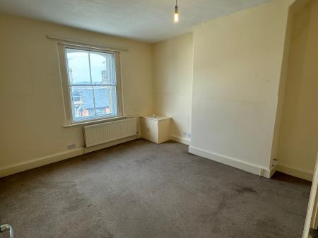 1 bedroom Flat to let in Market Street, Carnforth, LA5