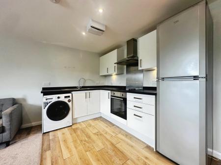 2 bedroom Apartment to let in Pointer Court, Ashton Road, Lancaster, LA1