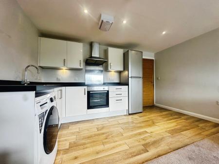 2 bedroom Apartment to let in Pointer Court, Ashton Road, Lancaster, LA1