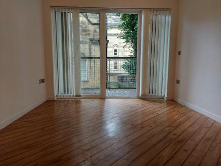 2 bedroom Apartment to let in Robert Street, Lancaster, LA1
