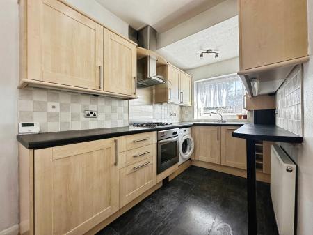 3 bedroom Semi-detached house to let in Borwick Drive, Lancaster, LA1