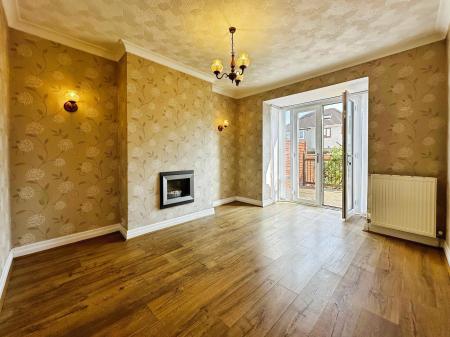 3 bedroom Semi-detached house to let in Borwick Drive, Lancaster, LA1