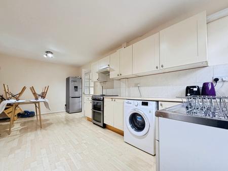 4 bedroom Semi-detached house to let in Slaidburn Drive, Hala, Lancaster, LA1