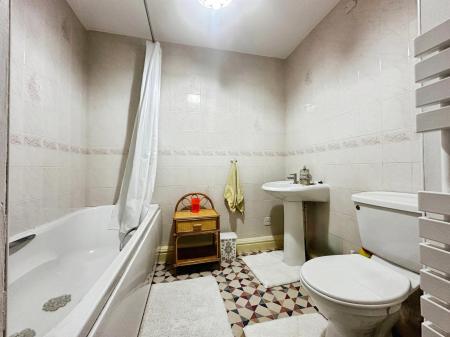 1 bedroom Flat to let in Kelne House, Castle Park Mews, LA1 1WA