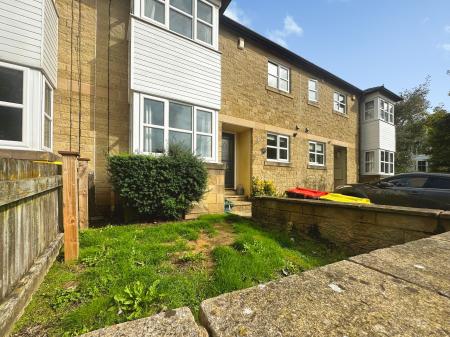 2 bedroom Town house to let in Fairfield Road, Lancaster, LA1
