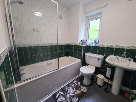 3 bedroom Town house to let in St Lukes Court, Fairfield Road, LA1 5NQ