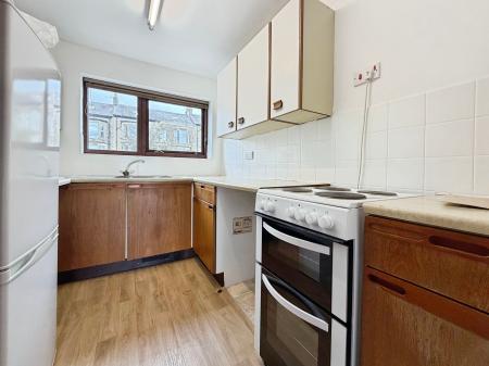 2 bedroom Flat to let in Greaves Road, Lancaster, LA1