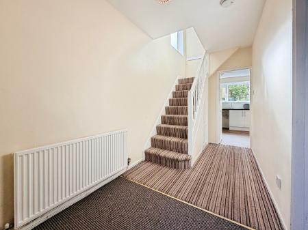 3 bedroom Semi-detached house to let in Ingleton Drive, Hala, Lancaster, LA1