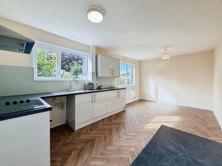 3 bedroom Semi-detached house to let in Ingleton Drive, Hala, Lancaster, LA1
