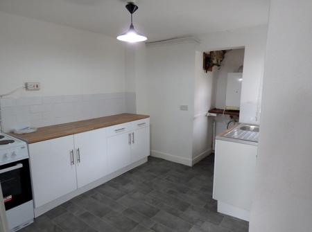 2 bedroom Terraced House to let in Pond Terrace, Carnforth, LA5