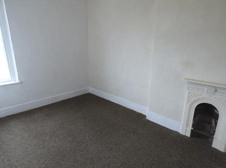 2 bedroom Terraced House to let in Pond Terrace, Carnforth, LA5