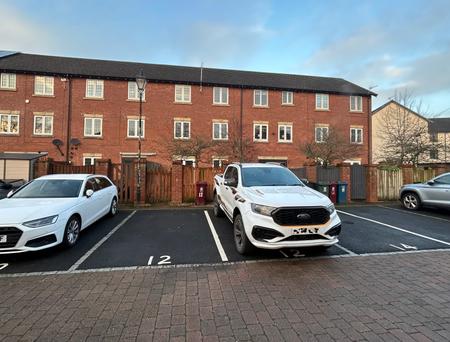 4 bedroom House to let in Lynwood Close, Calderstones Park, Whalley - Lancashire, BB7