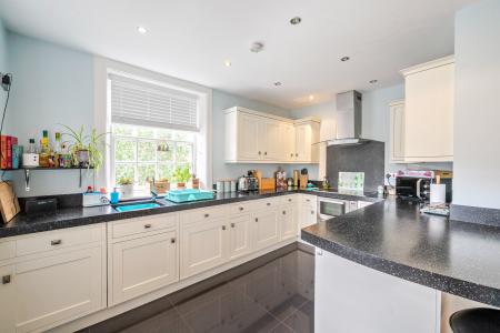 2 bedroom Duplex for sale in Allerton Hall Courtyard, Chapel Allerton, Leeds, LS7