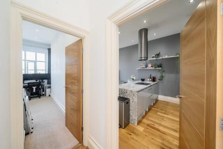 2 bedroom Flat for sale in Boyds Mill, Leeds, LS9