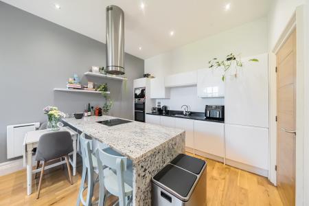 2 bedroom Flat for sale in Boyds Mill, Leeds, LS9