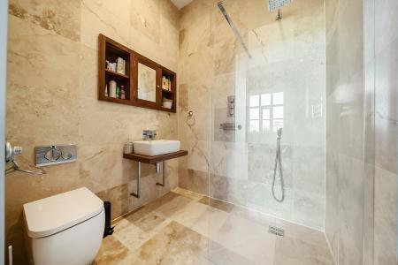 2 bedroom Flat for sale in Boyds Mill, Leeds, LS9