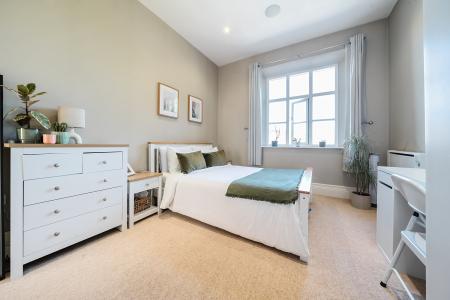 2 bedroom Flat for sale in Boyds Mill, Leeds, LS9
