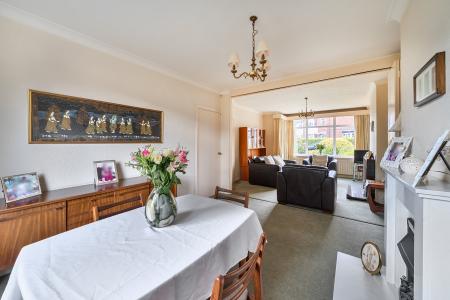 3 bedroom Semi-detached house for sale in Gledhow Grange View, Roundhay, Leeds, LS8