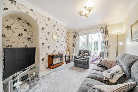 3 bedroom Semi-detached house for sale in Gledhow Park Grove, Chapel Allerton, Leeds, LS7