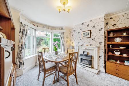 3 bedroom Semi-detached house for sale in Gledhow Park Grove, Chapel Allerton, Leeds, LS7