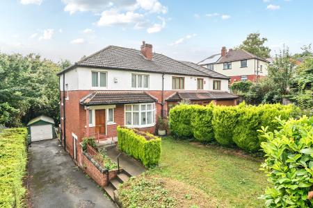 3 bedroom Semi-detached house for sale in Gledhow Wood Road, Oakwood, Leeds, LS8