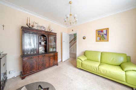 3 bedroom Semi-detached house for sale in Gledhow Wood Road, Oakwood, Leeds, LS8