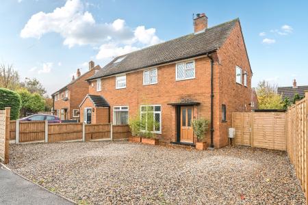 2 bedroom Semi-detached house for sale in Lidgett Lane, Roundhay, Leeds, LS8