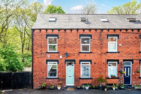 4 bedroom Semi-detached house for sale in Monk Bridge Terrace, Meanwood, Leeds, LS6