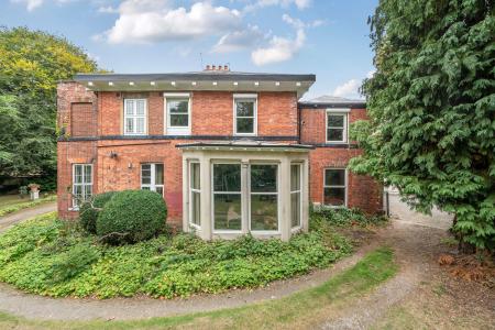 2 bedroom Flat for sale in North Grove, 9 Stainbeck Lane, Chapel Allerton, Leeds, LS7