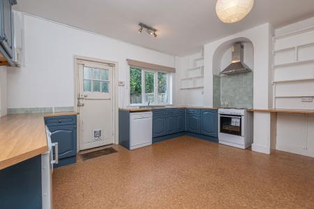 3 bedroom Terraced House for sale in Roundhay Avenue, Leeds, LS8