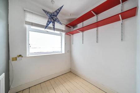 3 bedroom Semi-detached house for sale in Roundhay Mount, Oakwood, Leeds, LS8