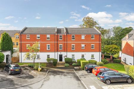 2 bedroom Flat for sale in Teale Drive, Chapel Allerton, Leeds, LS7
