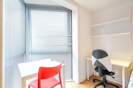 1 bedroom Studio flat for sale in The Pavillion, 45 St. Michaels Lane, Headingley, Leeds, LS6