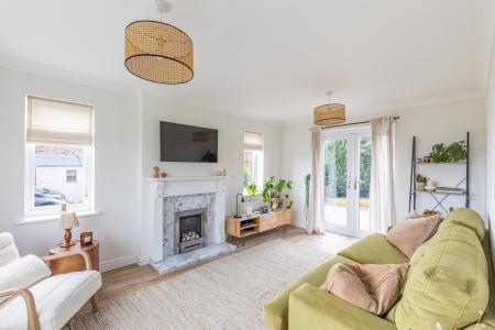 3 bedroom Detached house for sale in Woodside Mews, Meanwood, Leeds, LS7