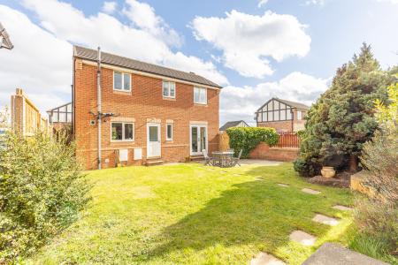 3 bedroom Detached house for sale in Woodside Mews, Meanwood, Leeds, LS7