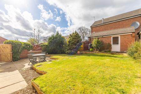 3 bedroom Detached house for sale in Woodside Mews, Meanwood, Leeds, LS7