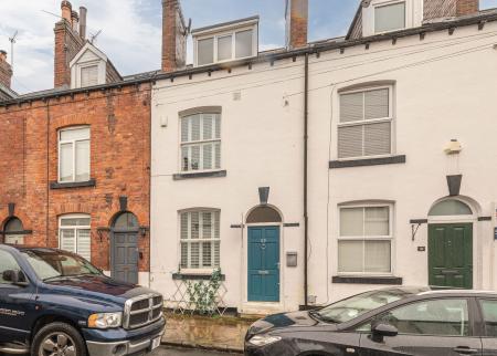 4 bedroom Terraced House for sale in Victoria Street, Chapel Allerton, Leeds, LS7