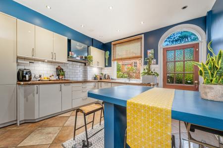 4 bedroom Terraced House for sale in Victoria Street, Chapel Allerton, Leeds, LS7