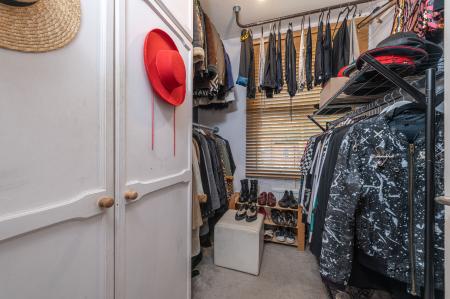 4 bedroom Terraced House for sale in Victoria Street, Chapel Allerton, Leeds, LS7