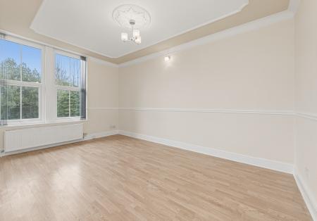 1 bedroom Flat to let in 4 West Hill Terrace, 83 Harrogate Road, Chapel Allerton, Leeds, LS7